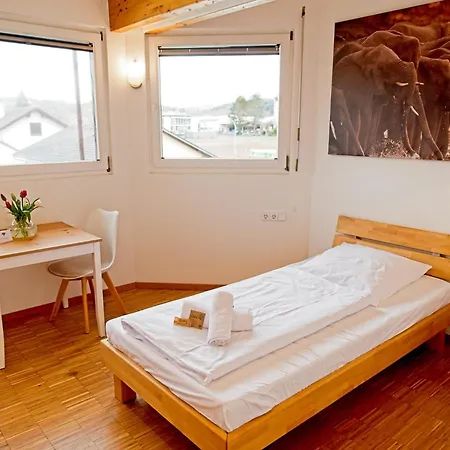 Boardinghouse شقة ستينن